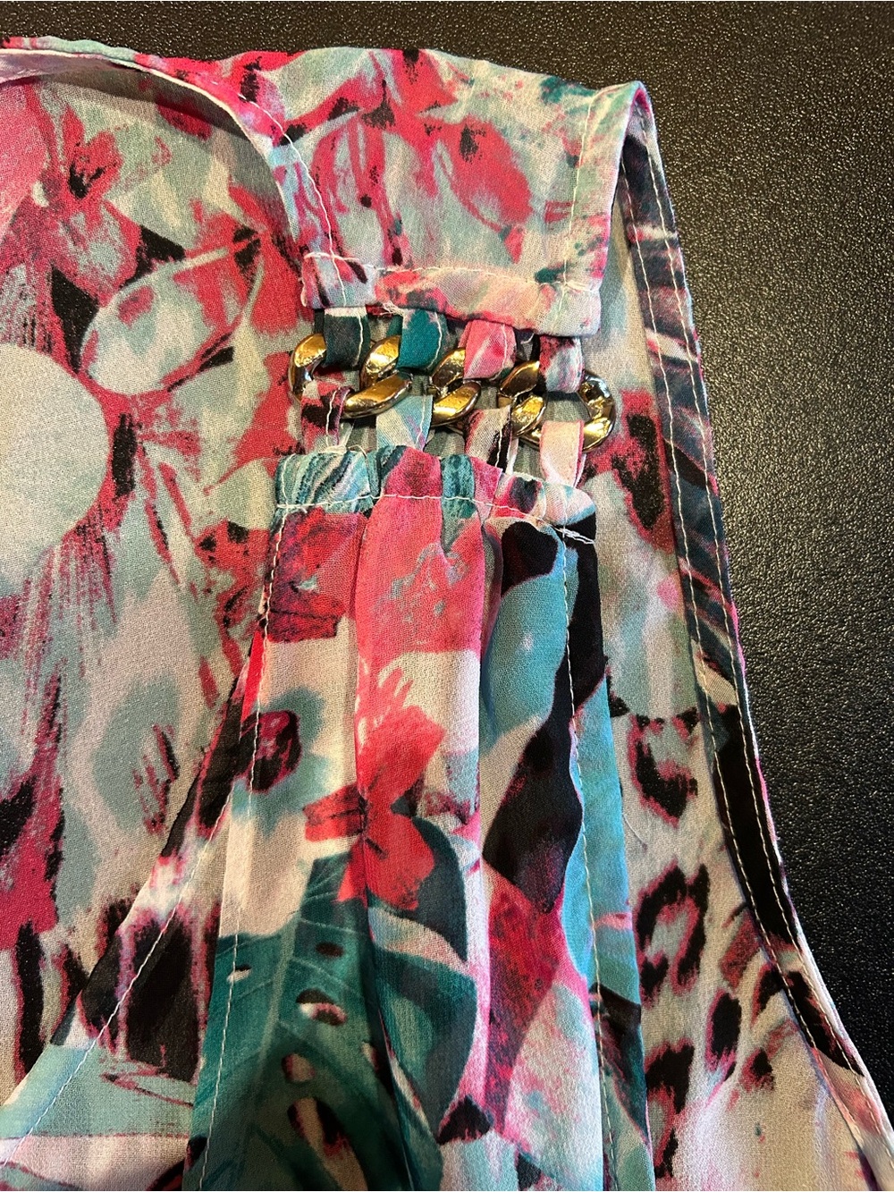 Sleeveless Leopard and Flower Print Jennifer Lopez Top xL NWOT - Picture 3 of 4